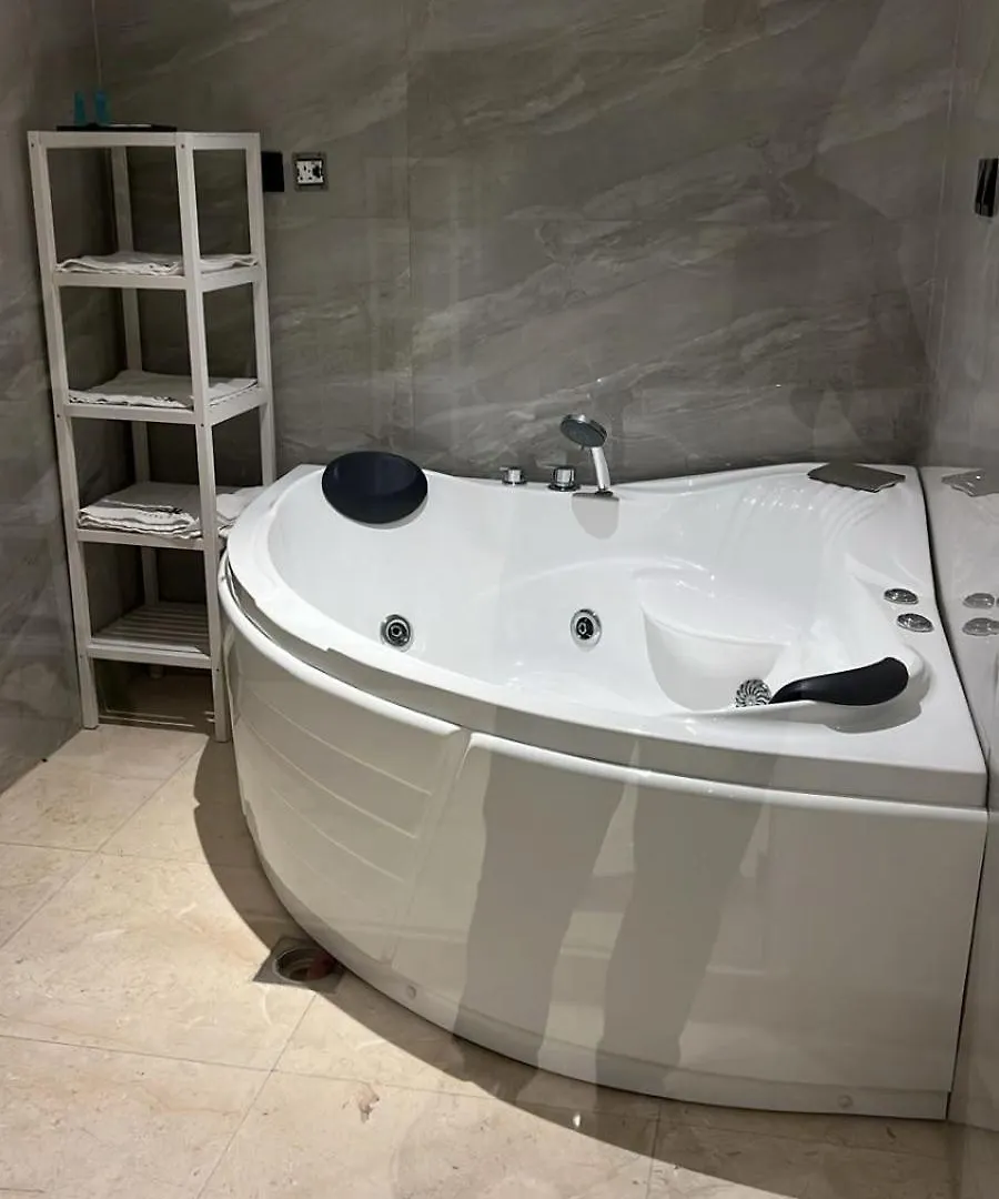 كيان للاجنحة الفندقية Jeddah 0*,  Saudi Arabia